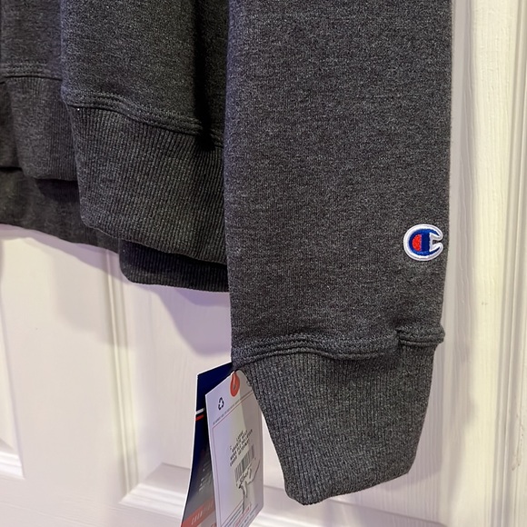 BRAND NEW Champion Fleece Pullover - Picture 4 of 6